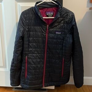 Woman’s Patagonia Nano Puff jacket